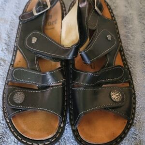 Finn Comfort Black Leather Sandals